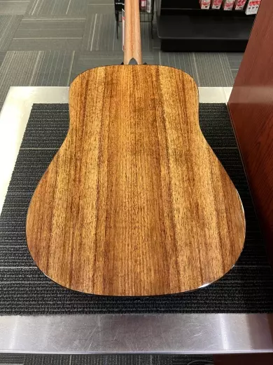 Martin Guitars - D-12E KOA 4